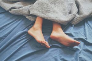 Beating the Heat: Expert Tips for a Cool and Comfortable Sleep in Hot Weather